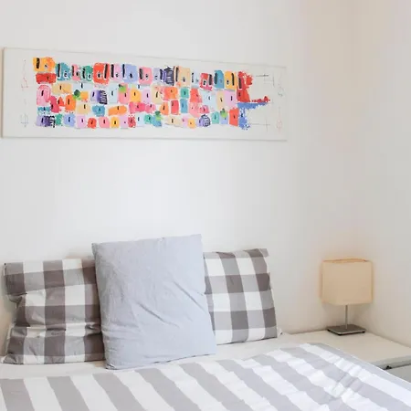 Ideal In With Private Courtyard