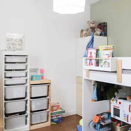 Ideal In With Private Courtyard بيتّو